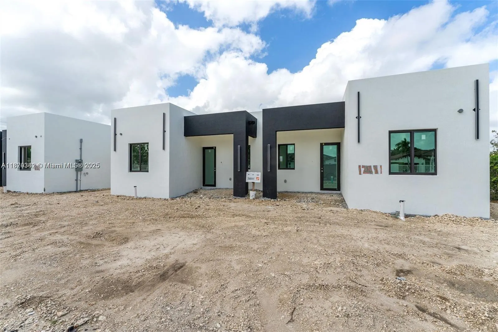 12383 SW 220 ST