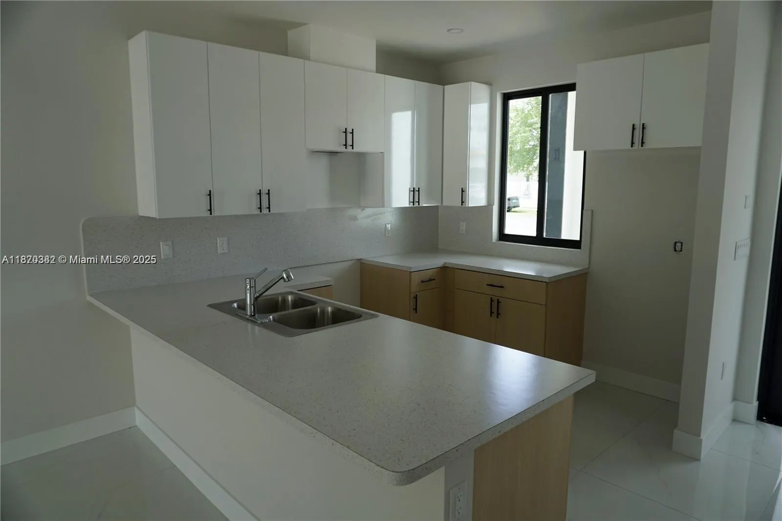 12383 SW 220 ST