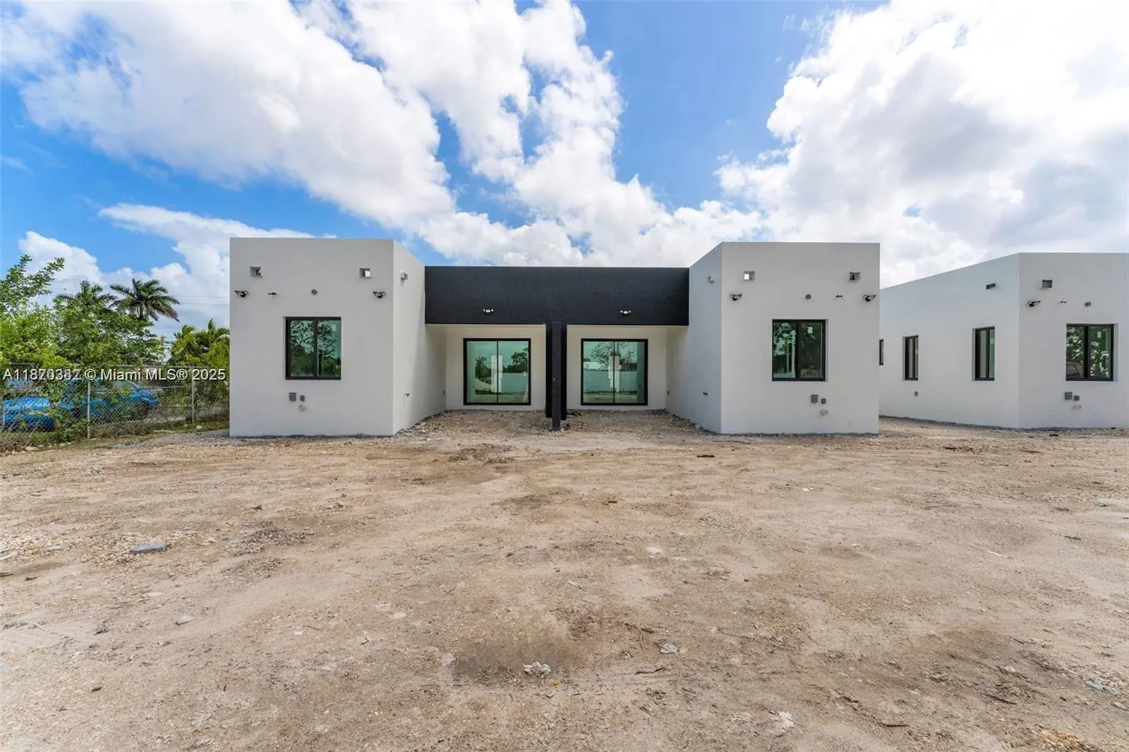 12383 SW 220 ST
