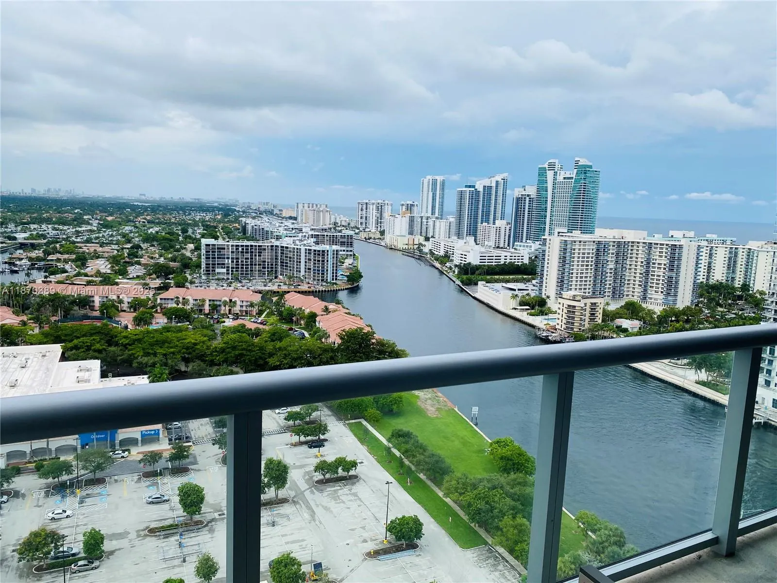 2602 E Hallandale Beach Blvd, #R2510