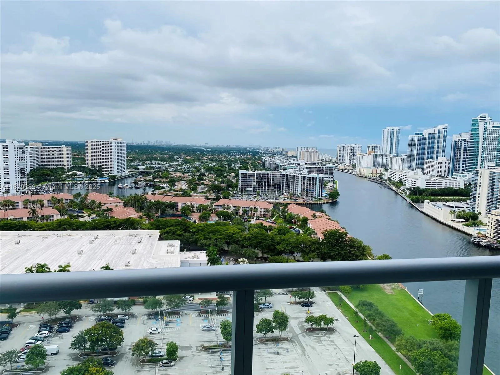 2602 E Hallandale Beach Blvd, #R2510