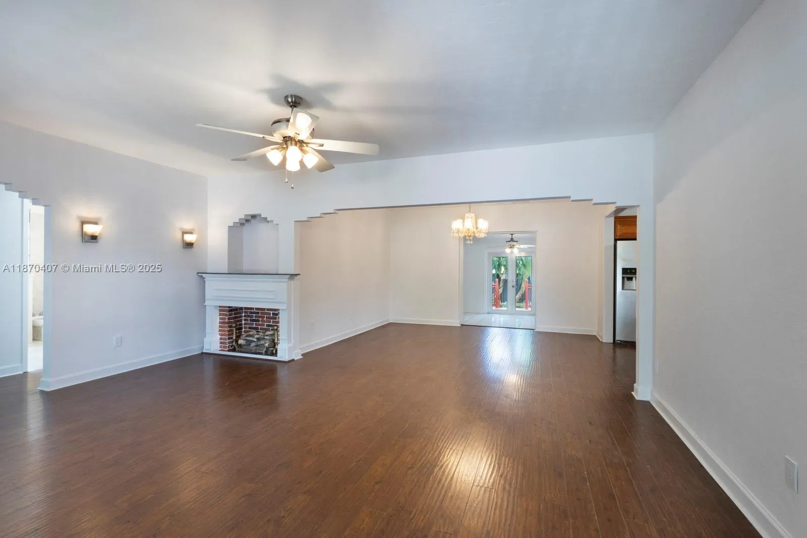 2350 SW 2nd St