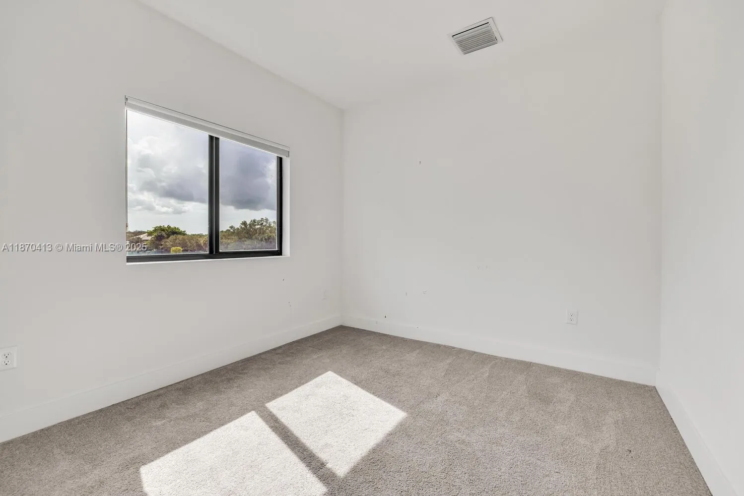 4369 NW 9th St