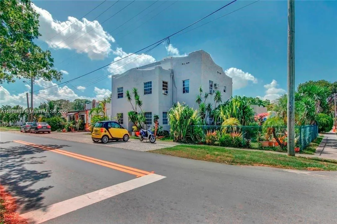 502 SW 2nd Ave