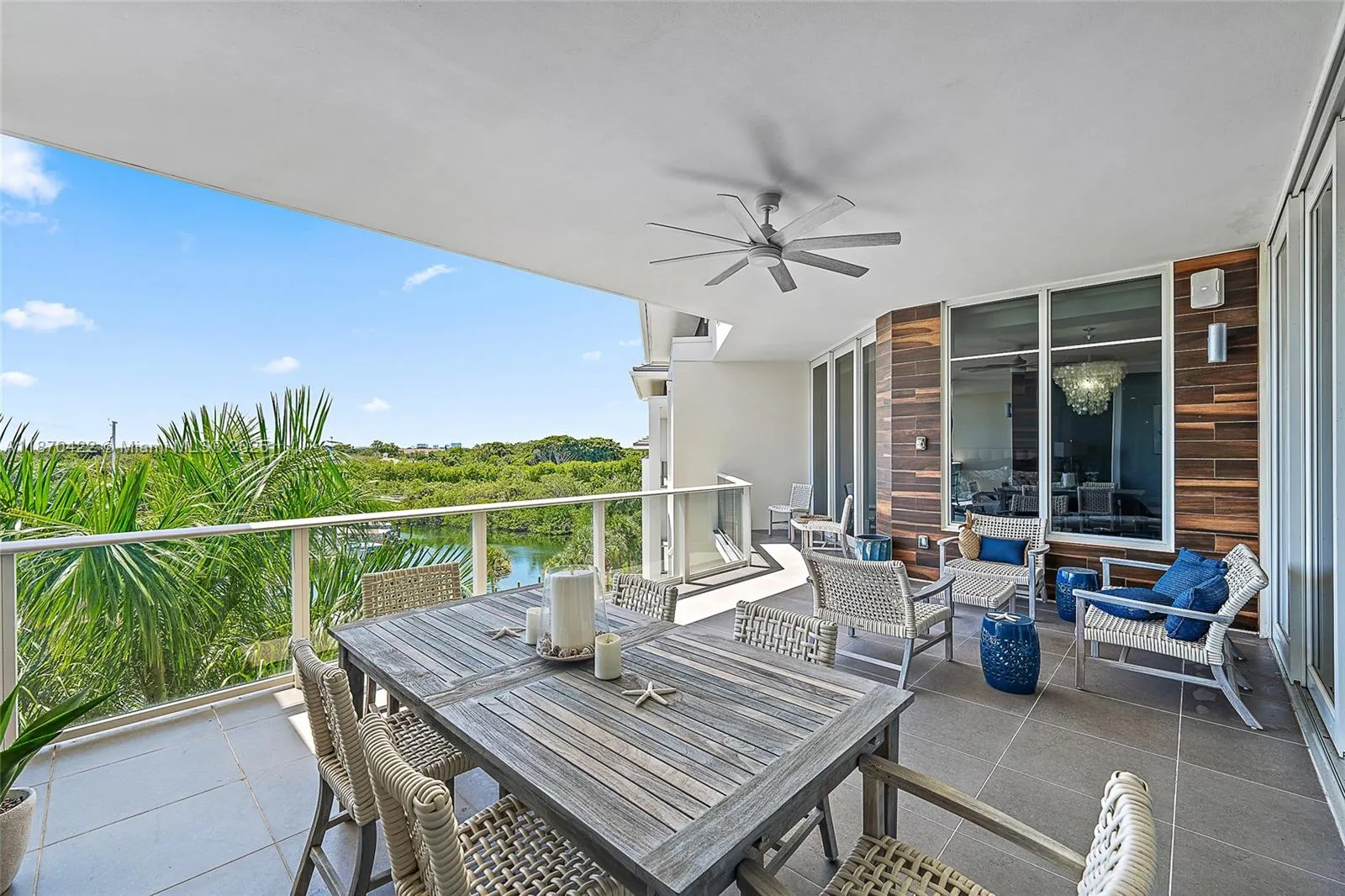 2720 Donald Ross Road, #512