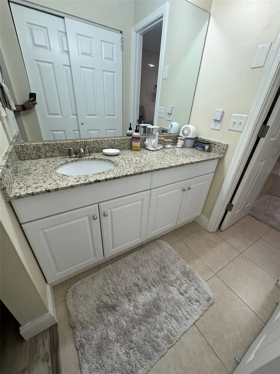 1428 SE 4th Ave, #103