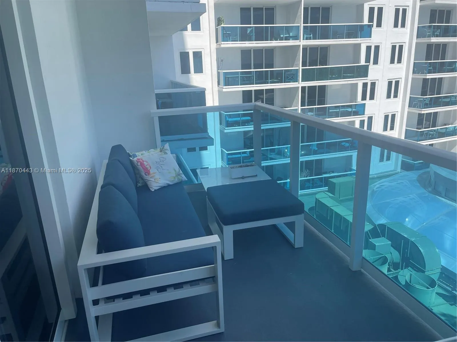 2301 Collins Ave, #619