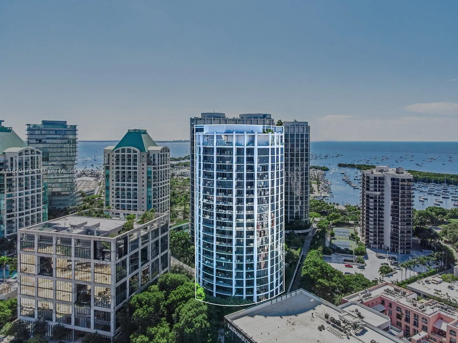 2831 S Bayshore Dr, #403