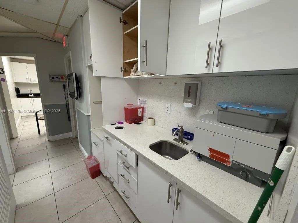 2331 N State Road 7, #109