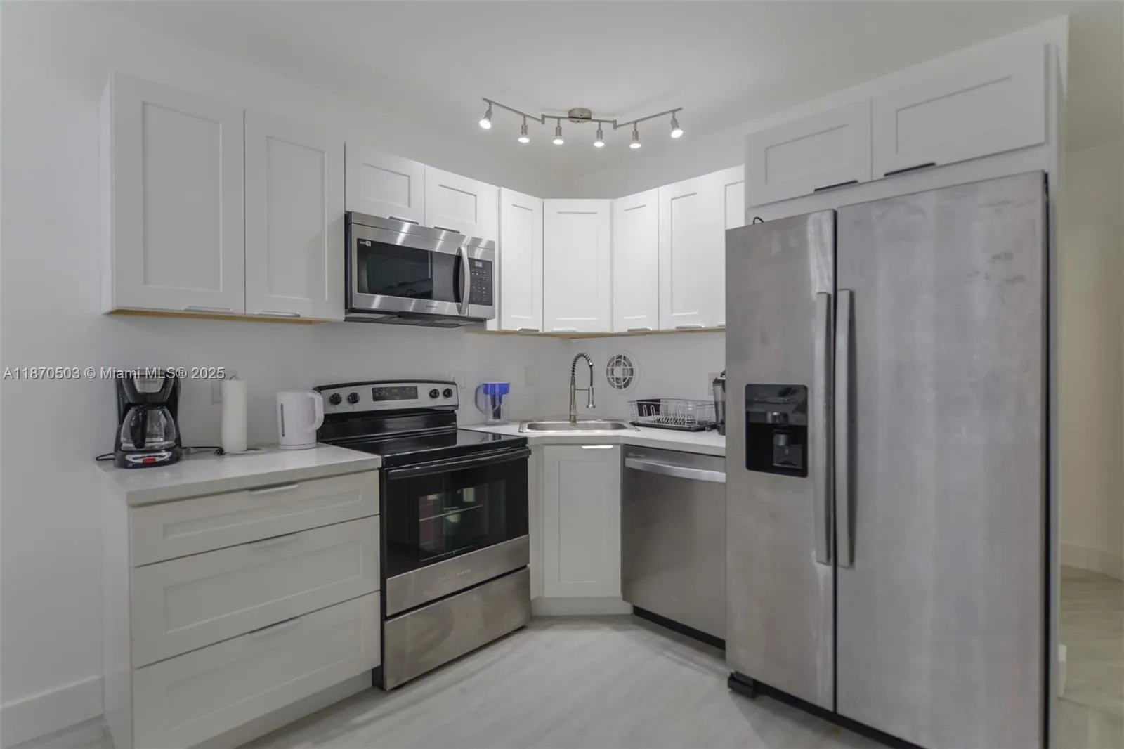 1936 S Ocean Dr, #3C
