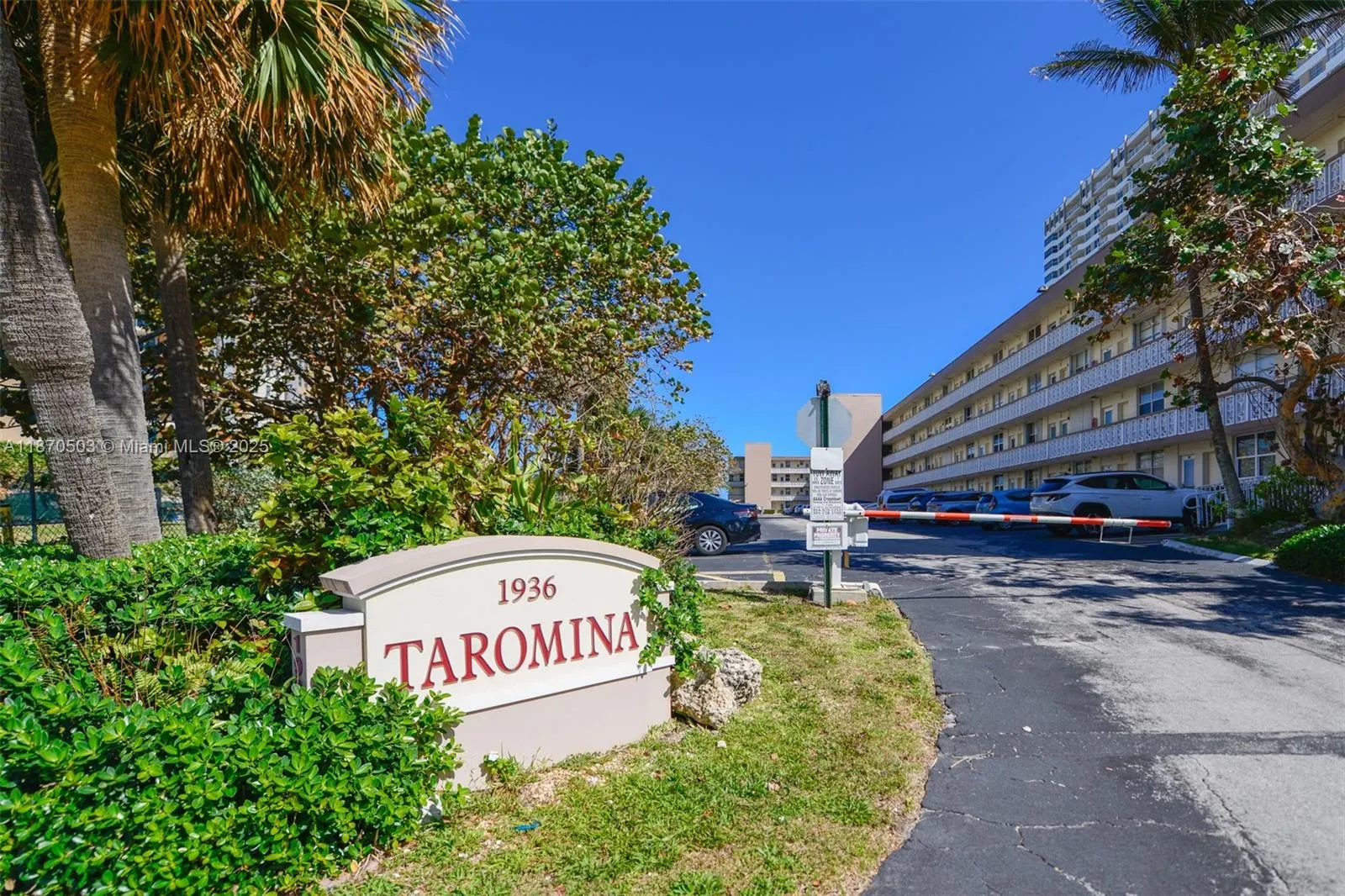 1936 S Ocean Dr, #3C