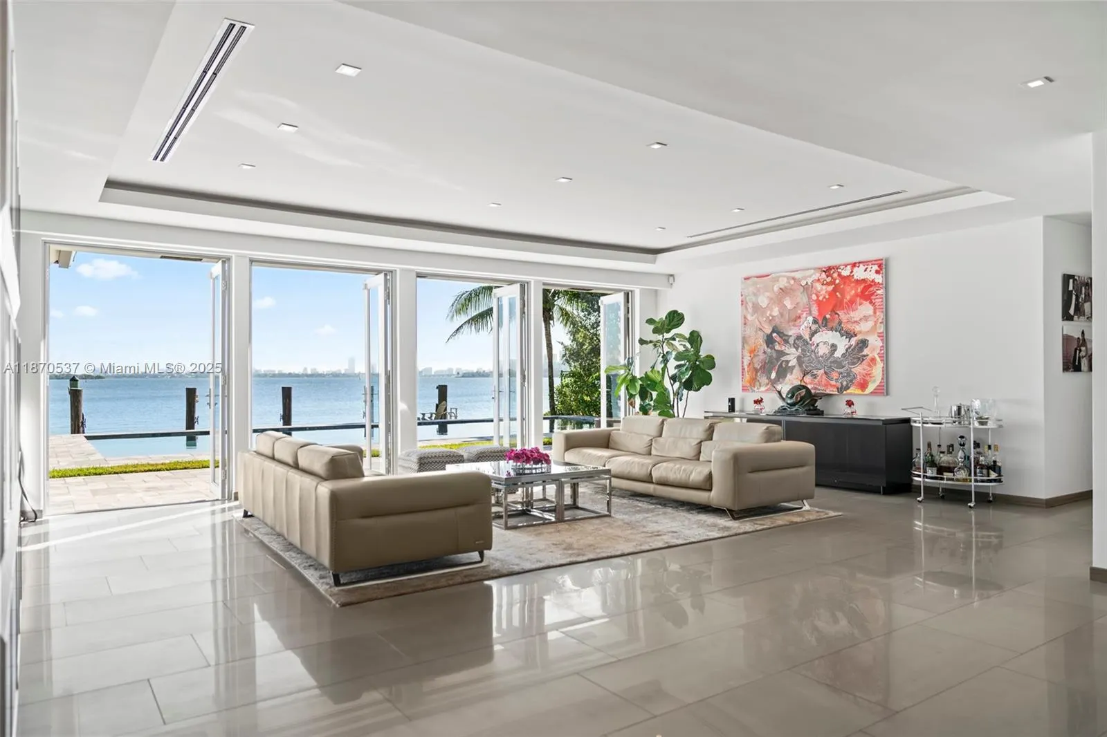 9301 N Bayshore Dr
