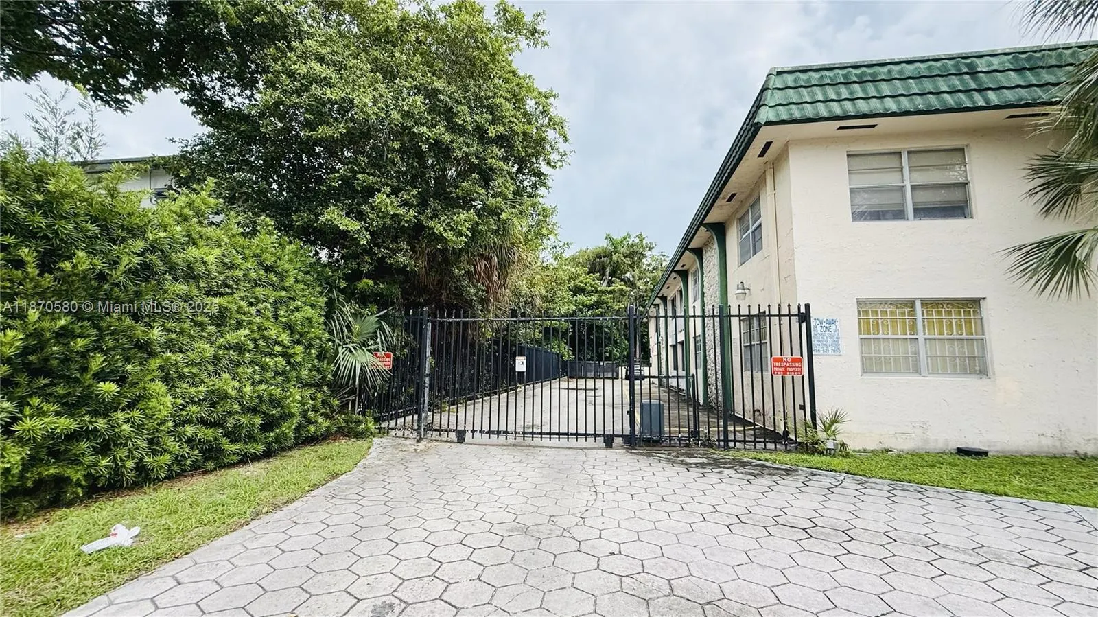 13101 Memorial Hwy, #104
