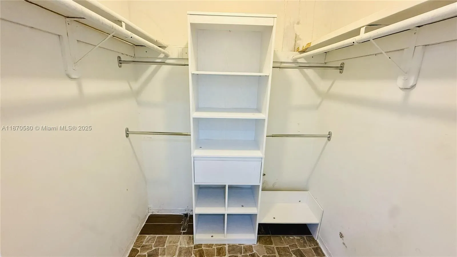 13101 Memorial Hwy, #104