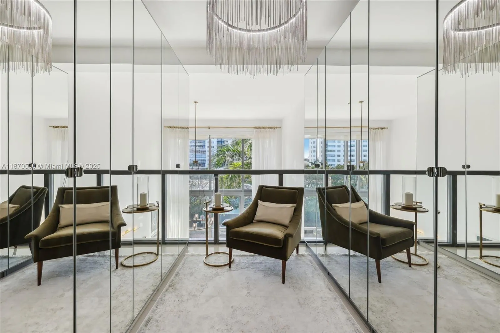 6000 Collins Ave, #304