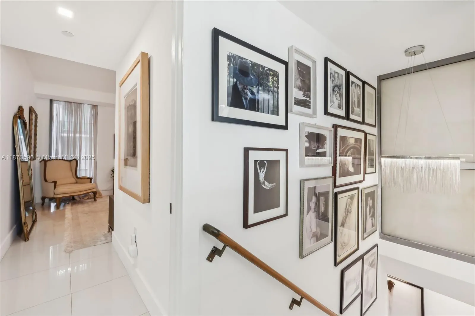 6000 Collins Ave, #304
