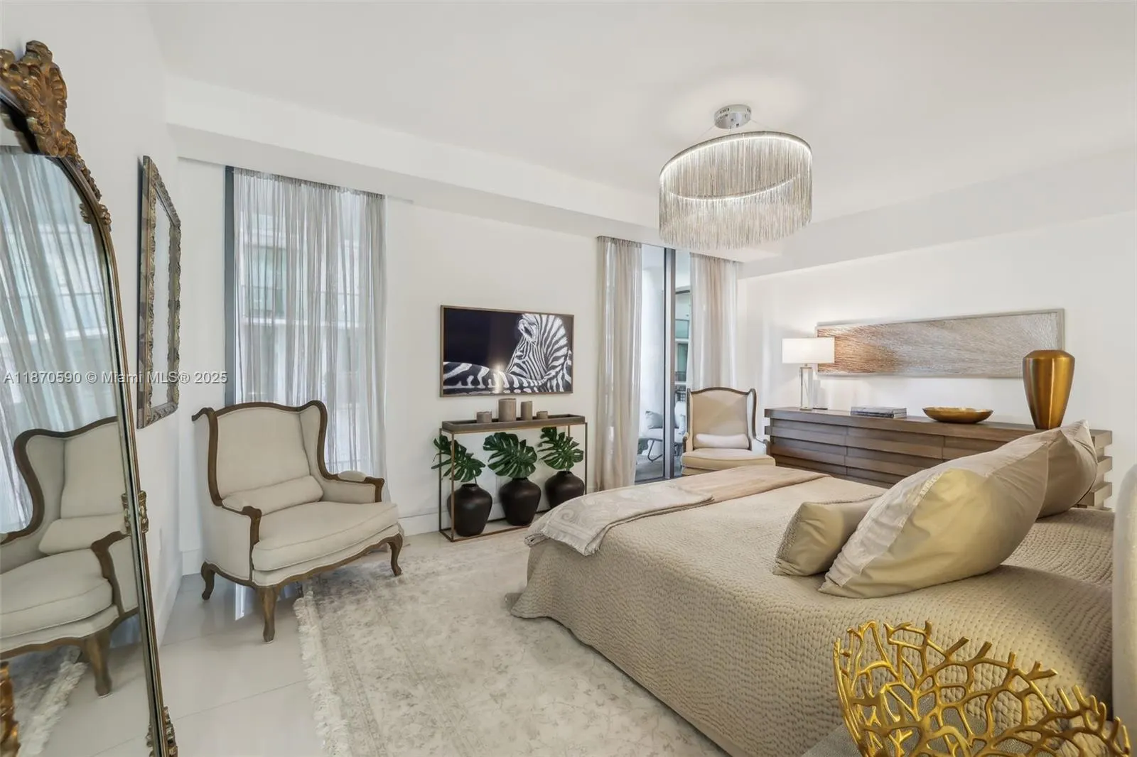 6000 Collins Ave, #304