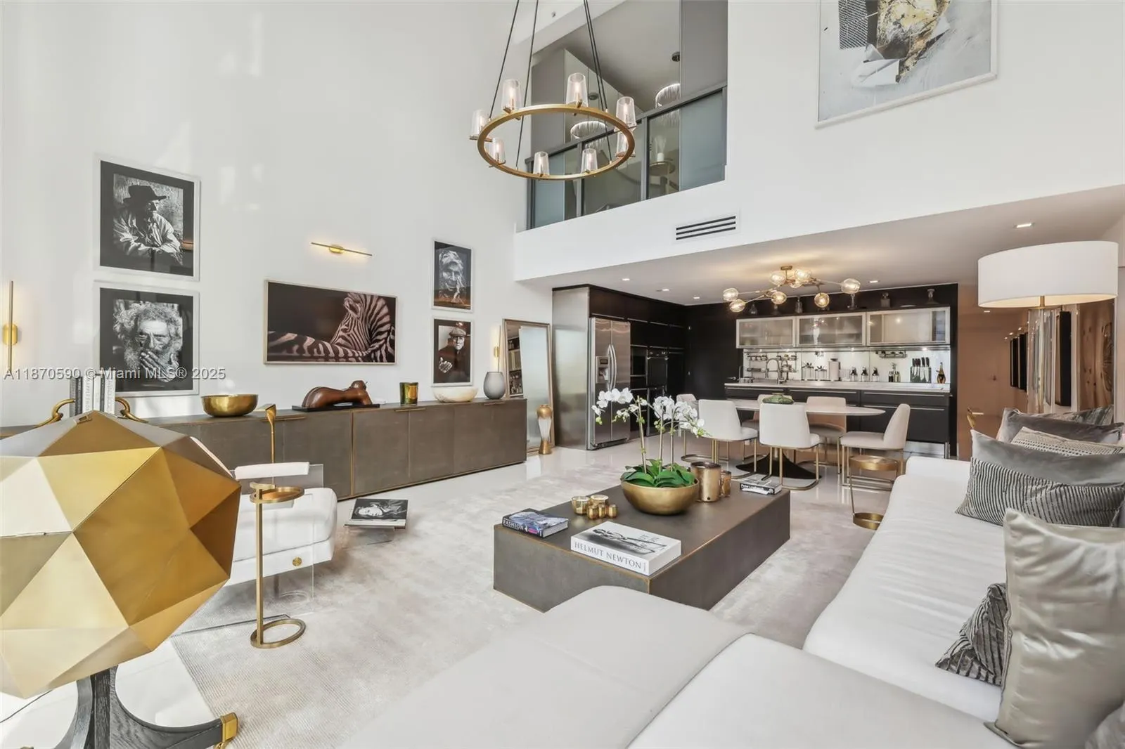 6000 Collins Ave, #304
