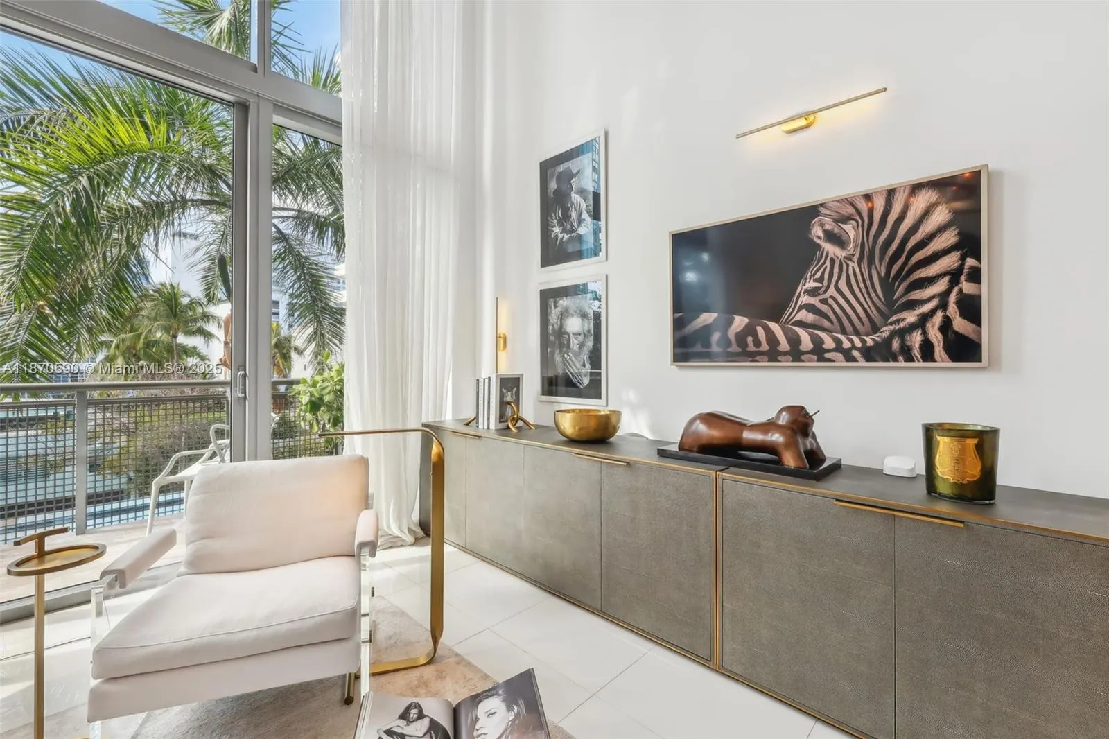6000 Collins Ave, #304