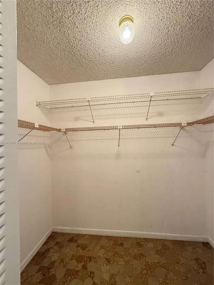 600 Three Islands Blvd, #1707