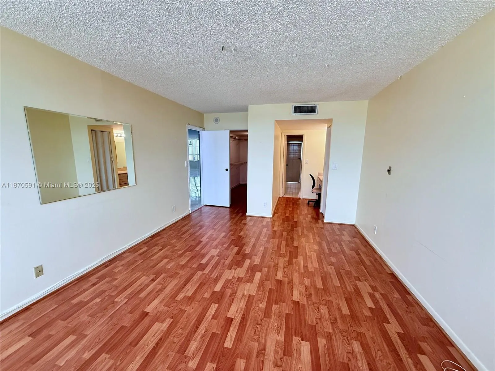 600 Three Islands Blvd, #1707