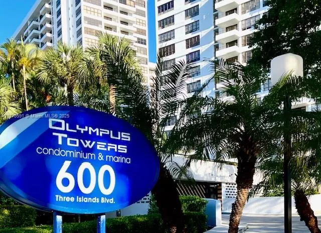 600 Three Islands Blvd, #1707