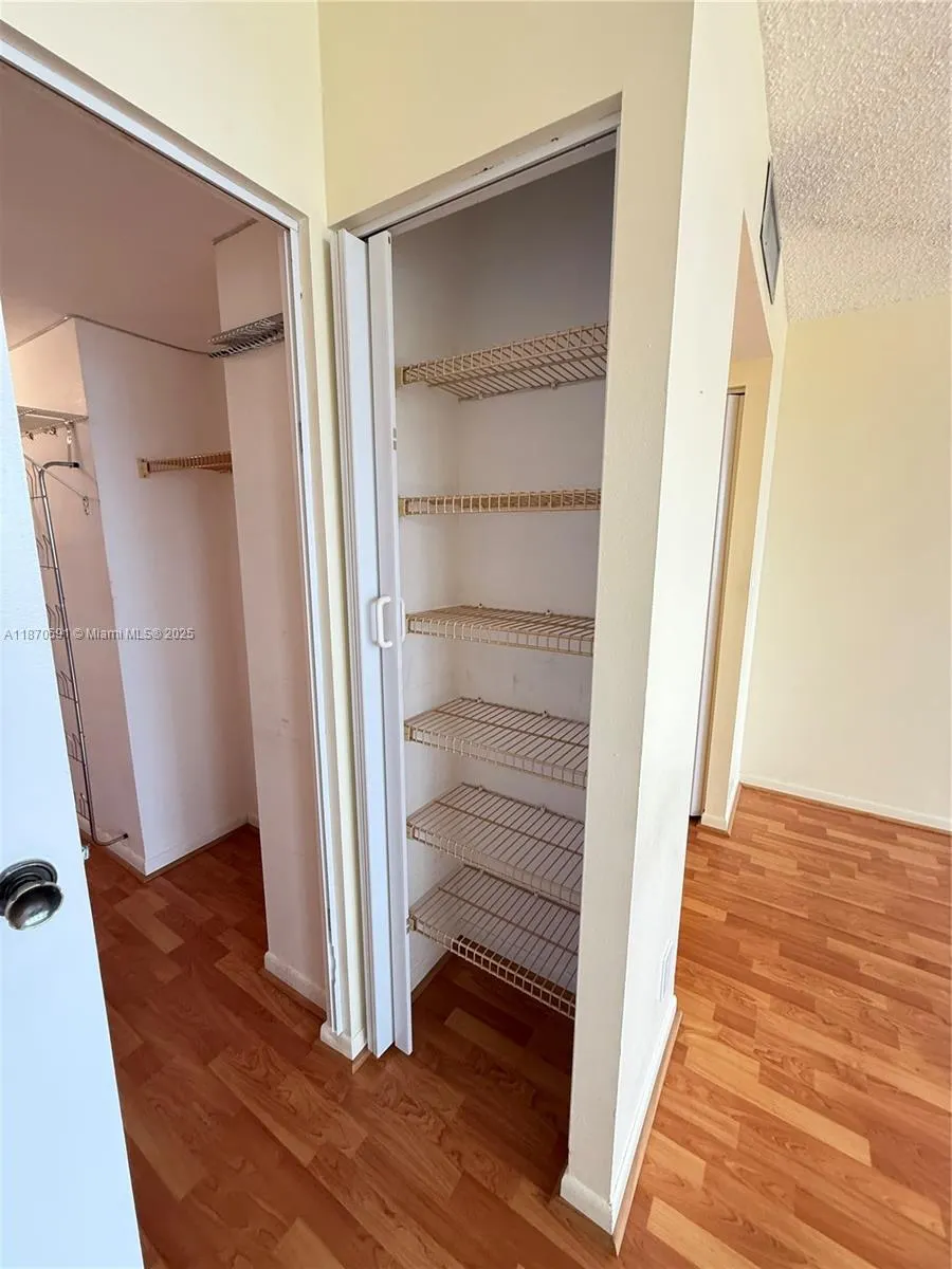 600 Three Islands Blvd, #1707