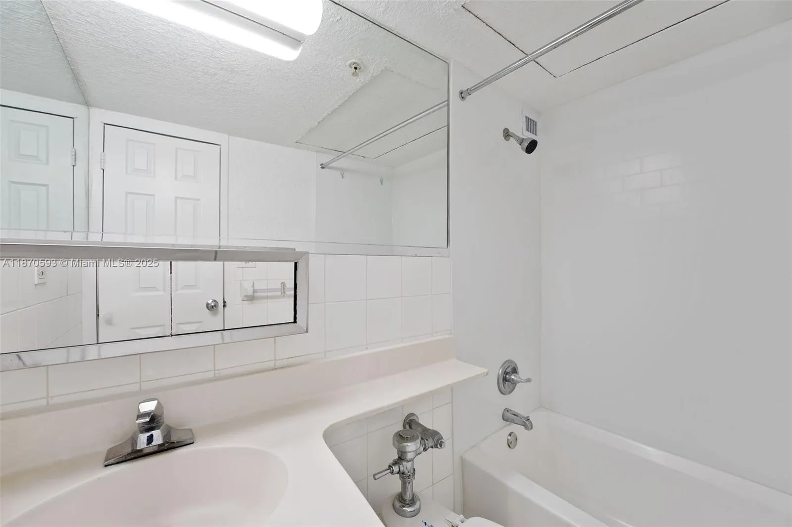 1500 Bay Rd, #S-1084