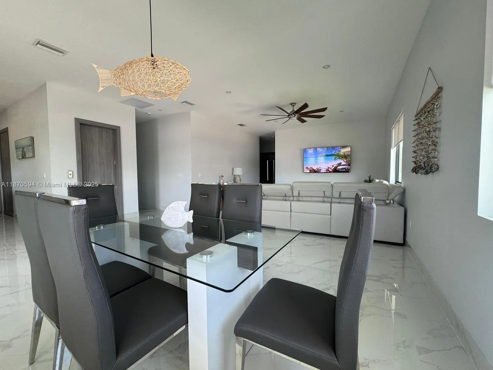 305 Loeb Ave, #1