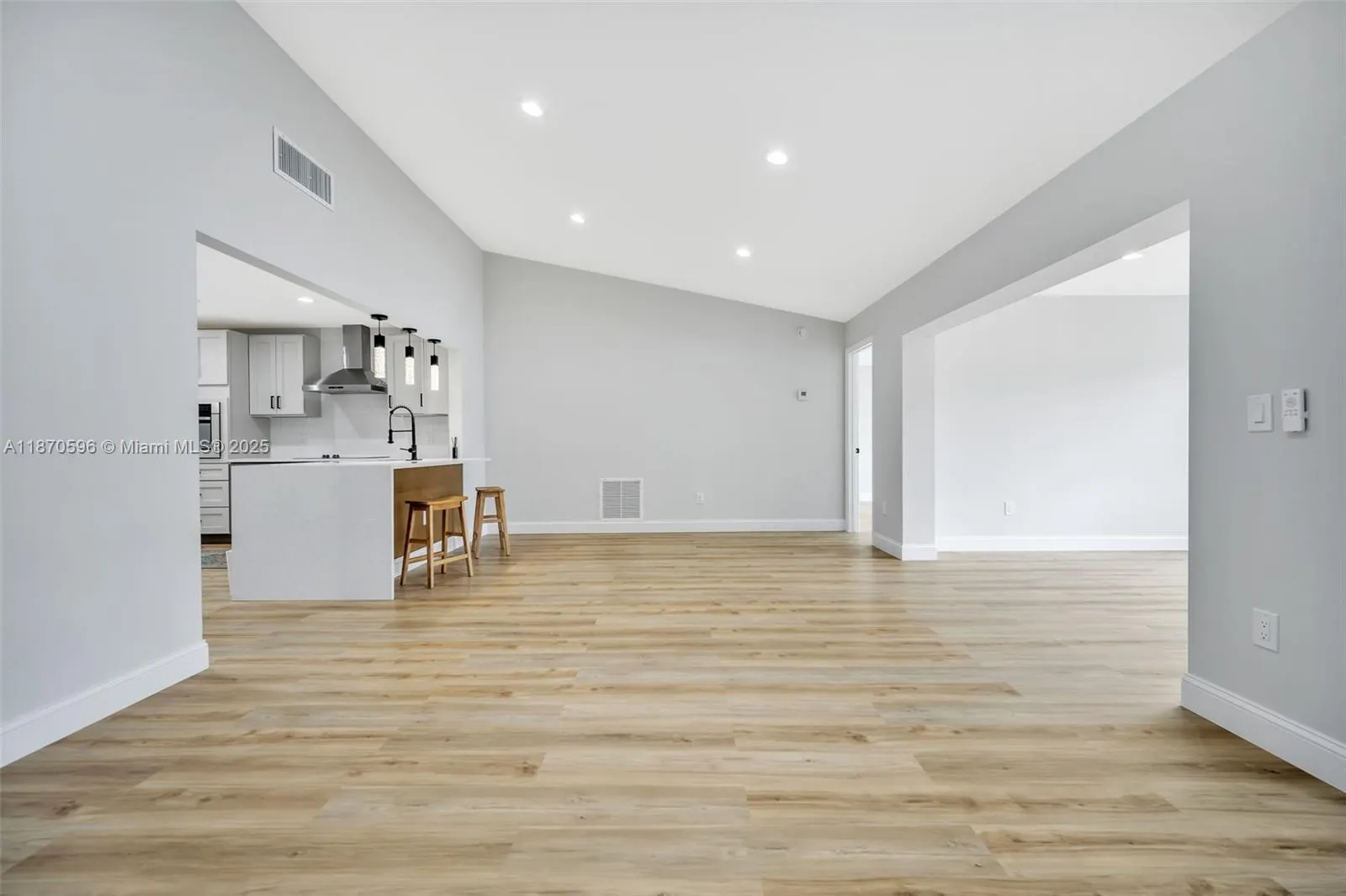 6338 Tall Cypress Cir