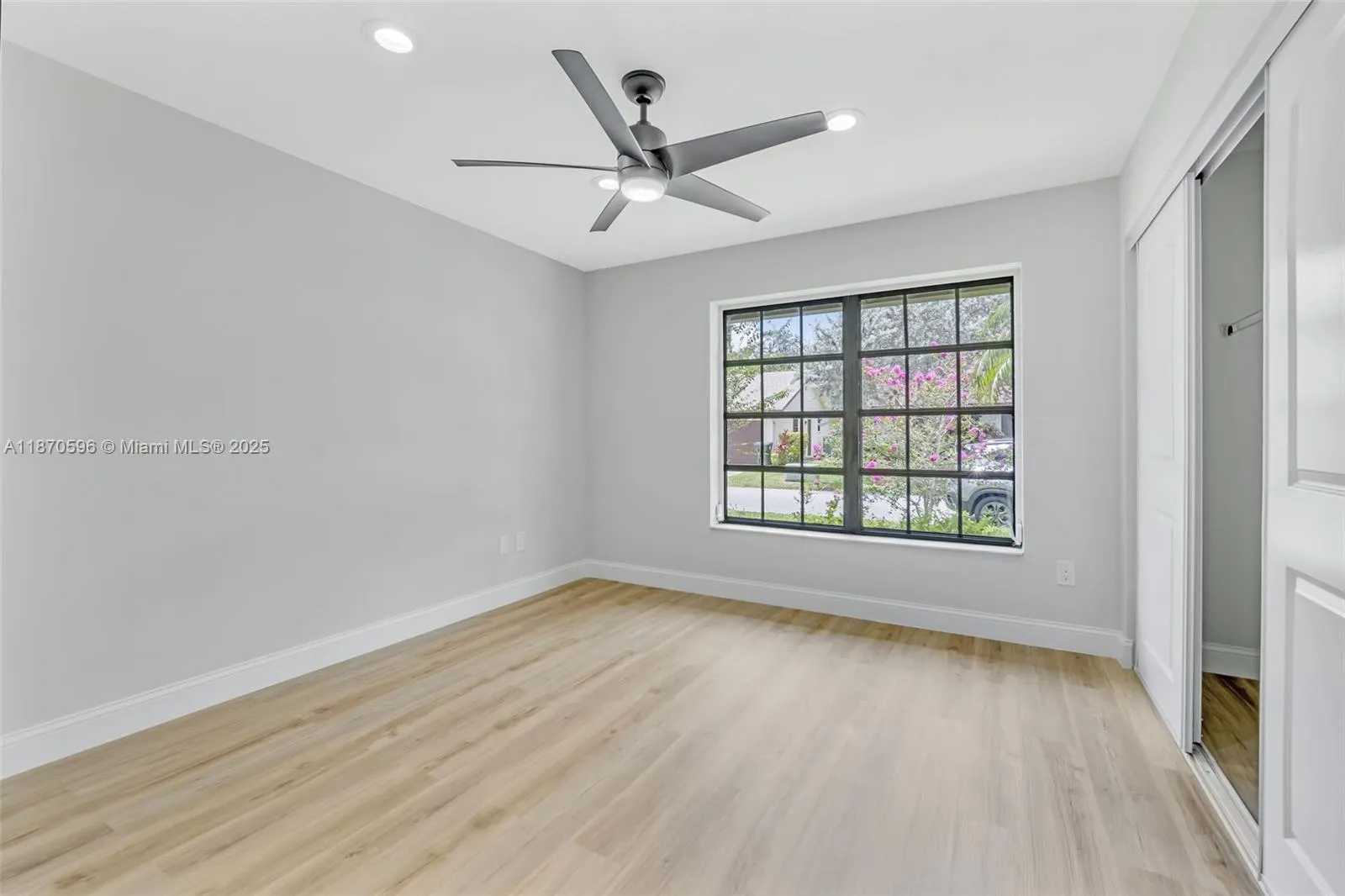 6338 Tall Cypress Cir