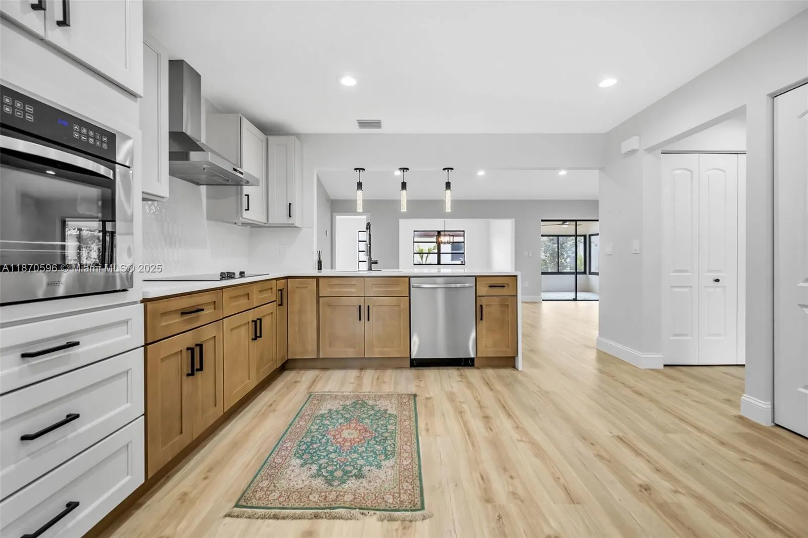 6338 Tall Cypress Cir