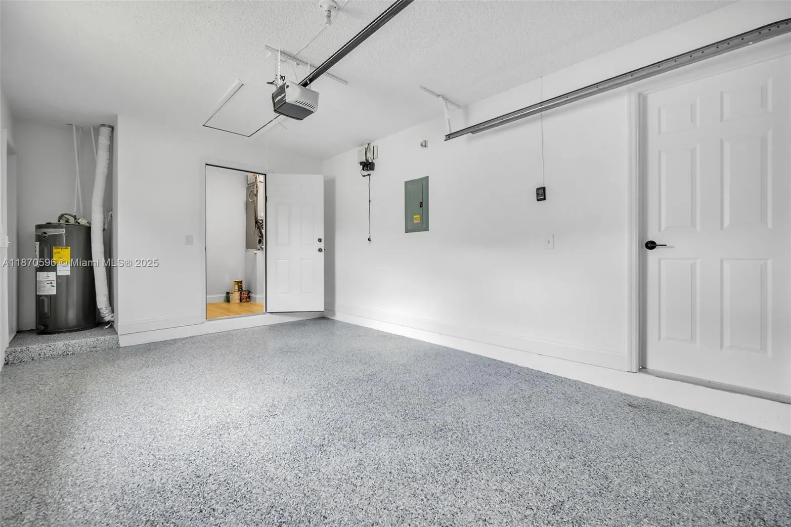 6338 Tall Cypress Cir