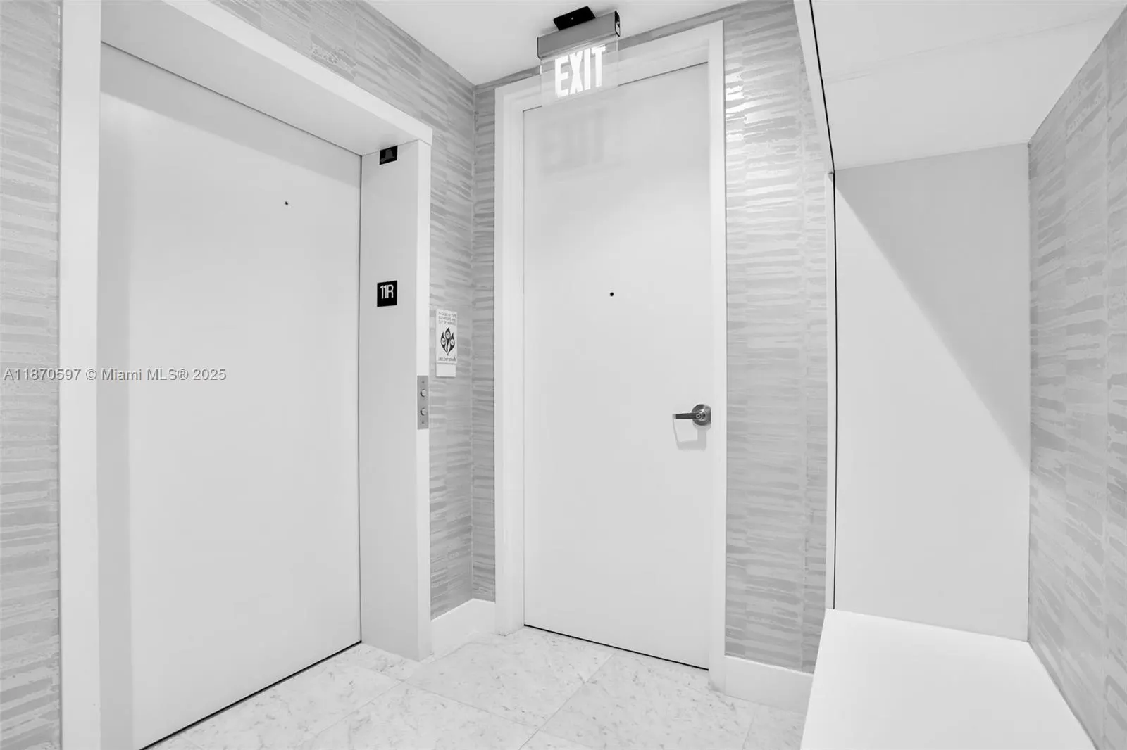 5775 Collins Ave, #1105