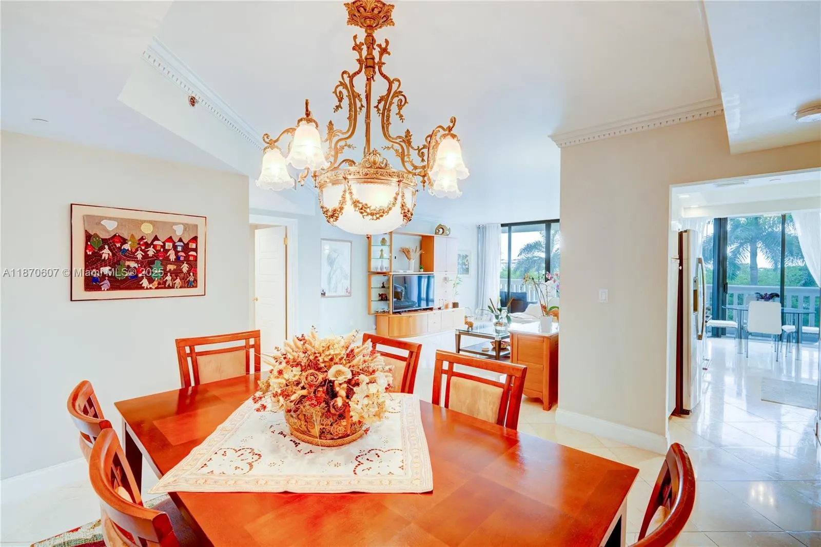 2000 Island Blvd, #408