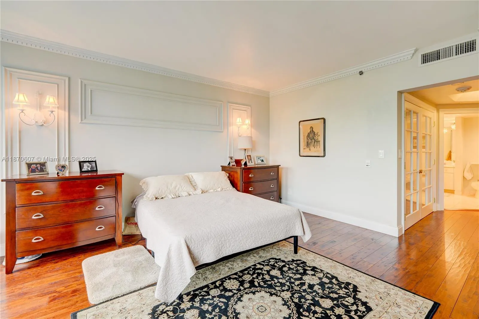 2000 Island Blvd, #408