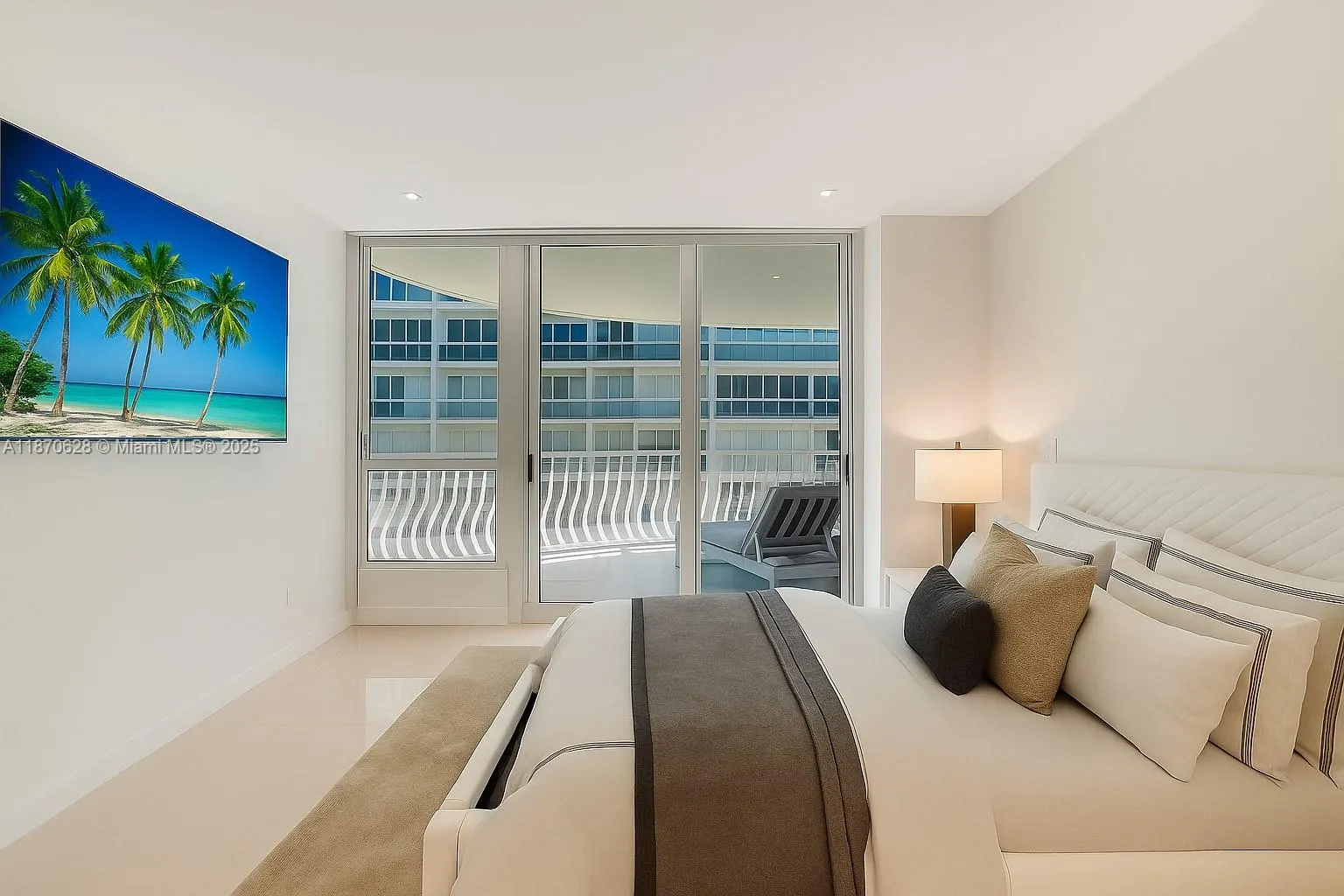 10155 Collins Ave, #1605