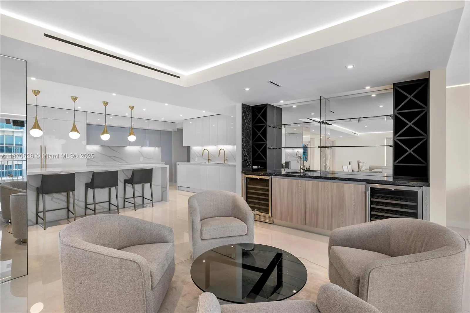 10155 Collins Ave, #1605