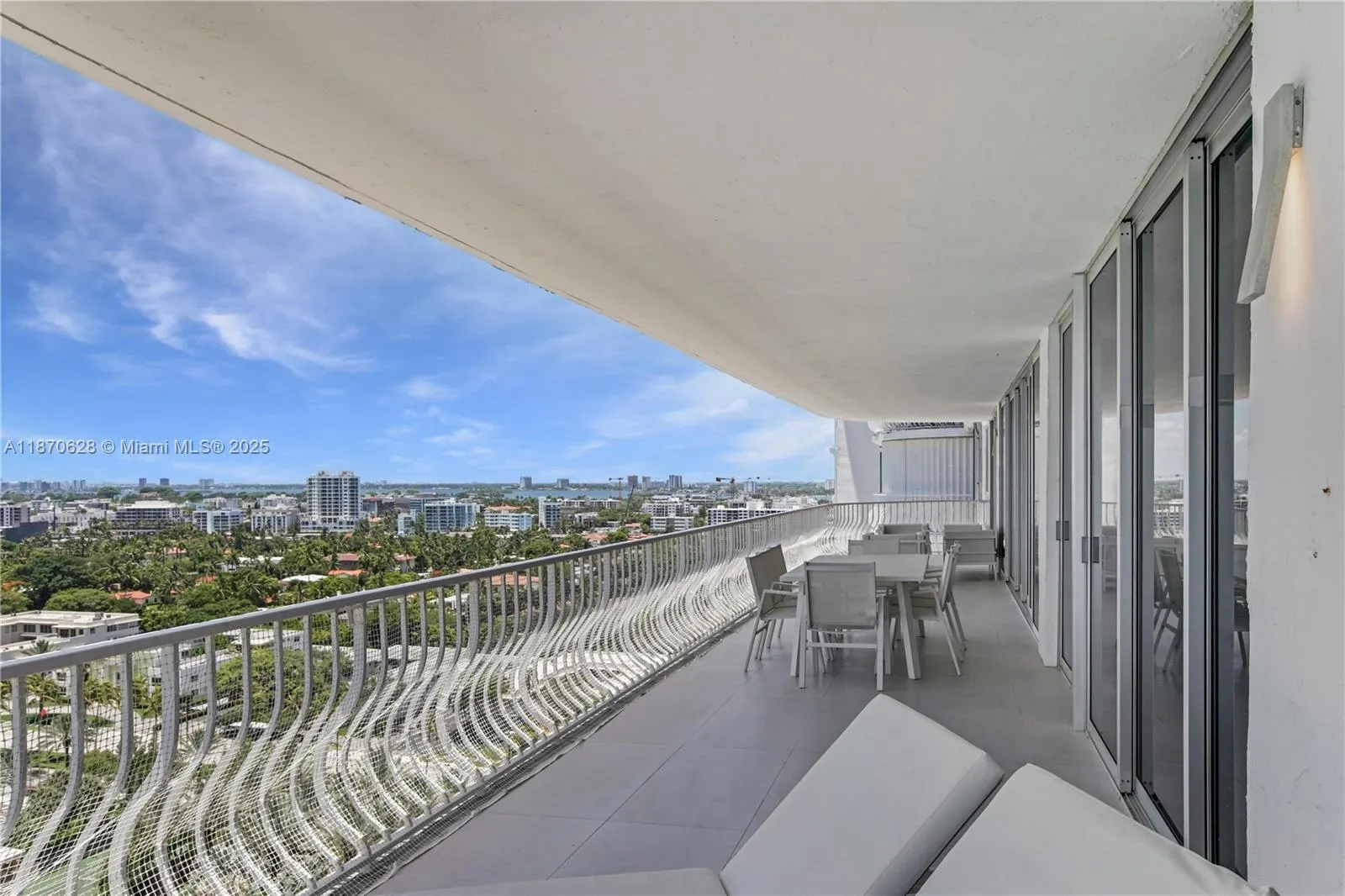 10155 Collins Ave, #1605