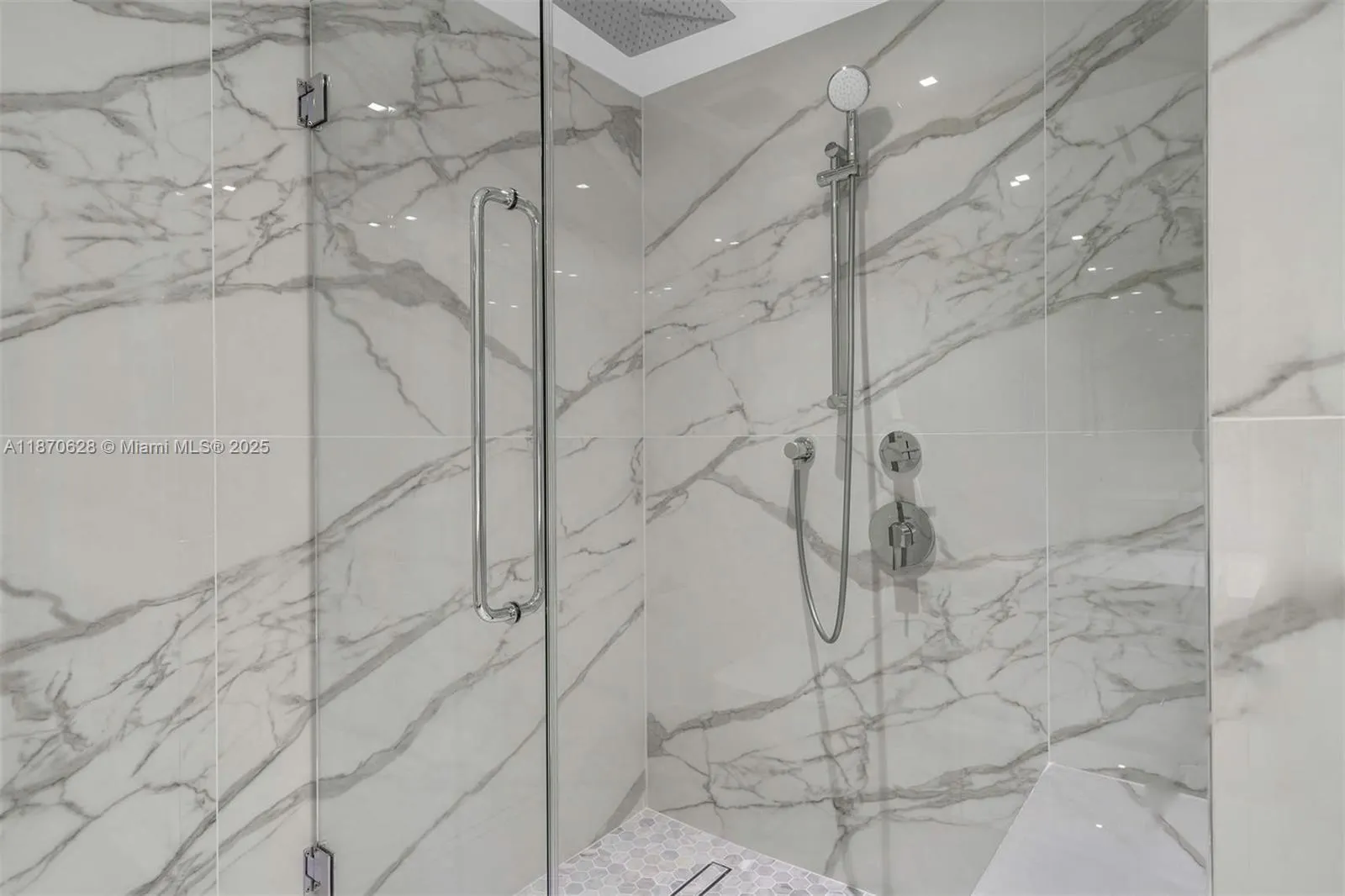 10155 Collins Ave, #1605