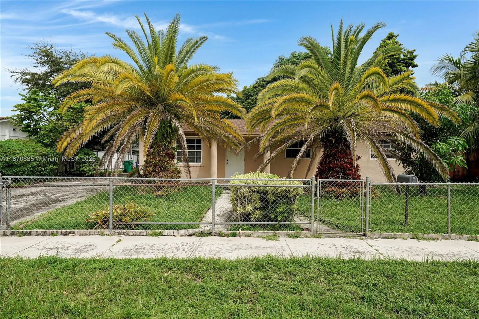 4215 NW 197th St