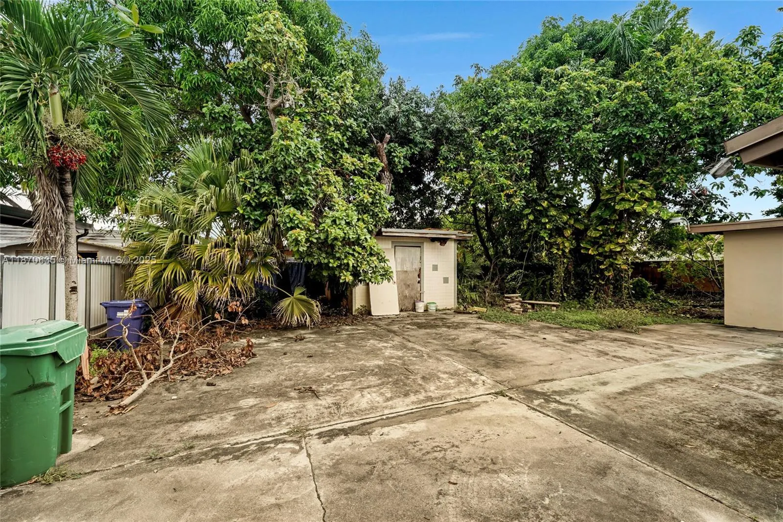 4215 NW 197th St