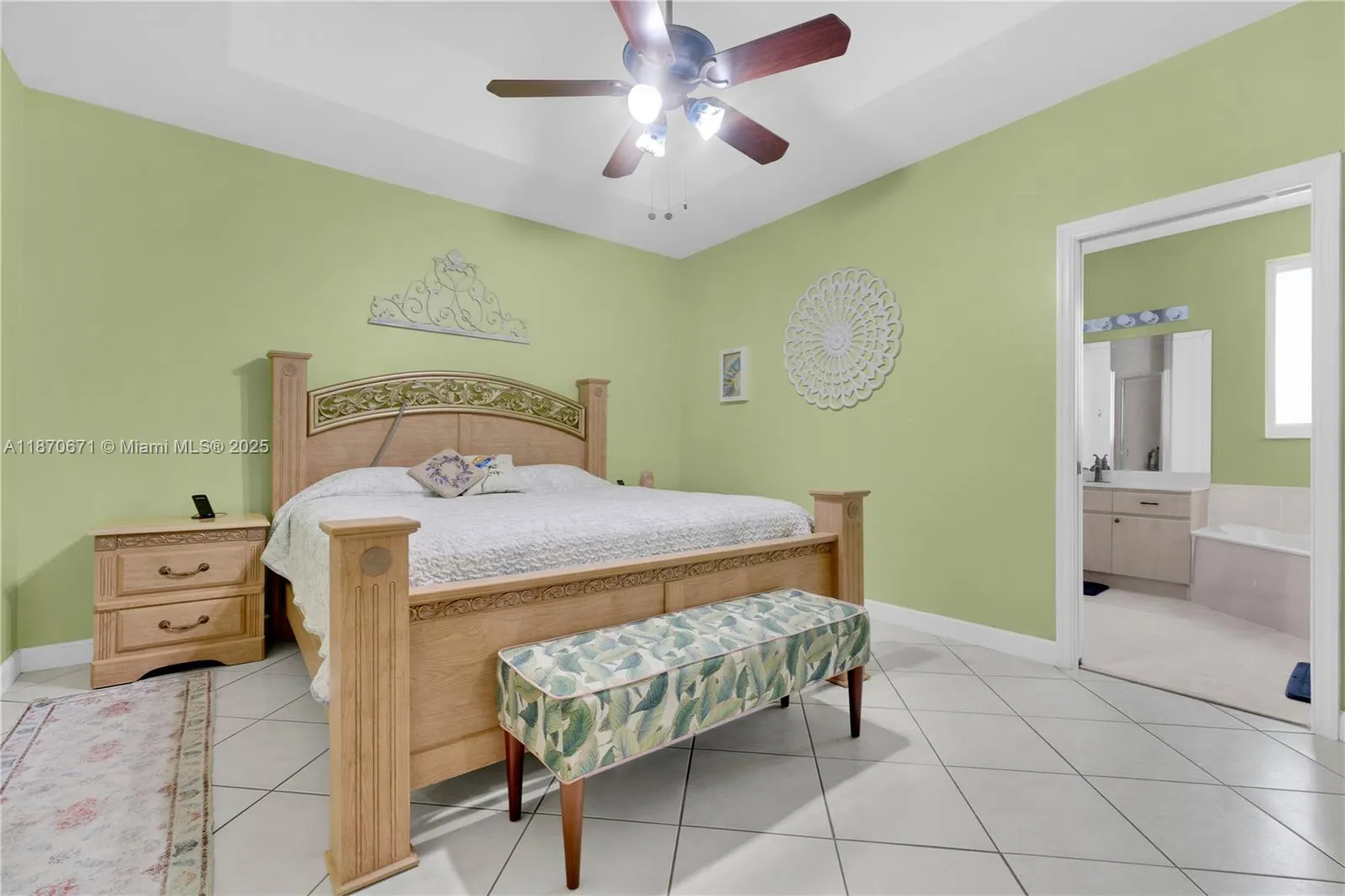 933 NW 136th Ave