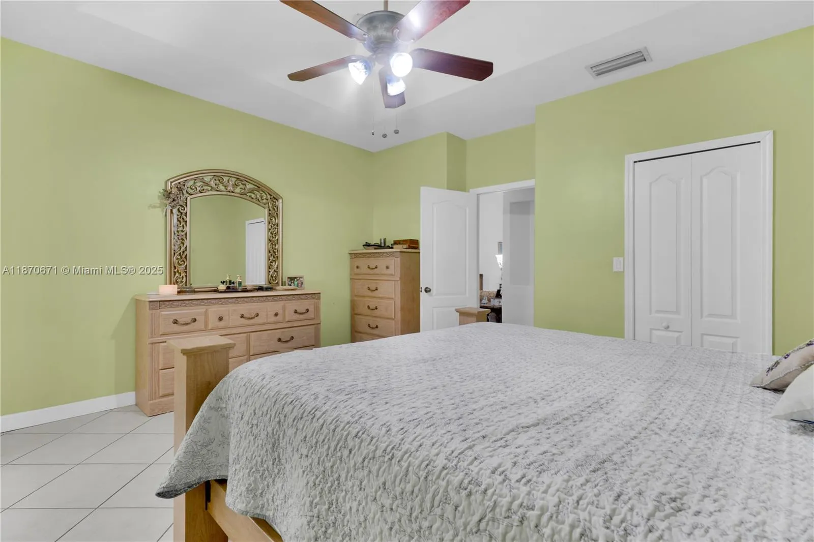 933 NW 136th Ave
