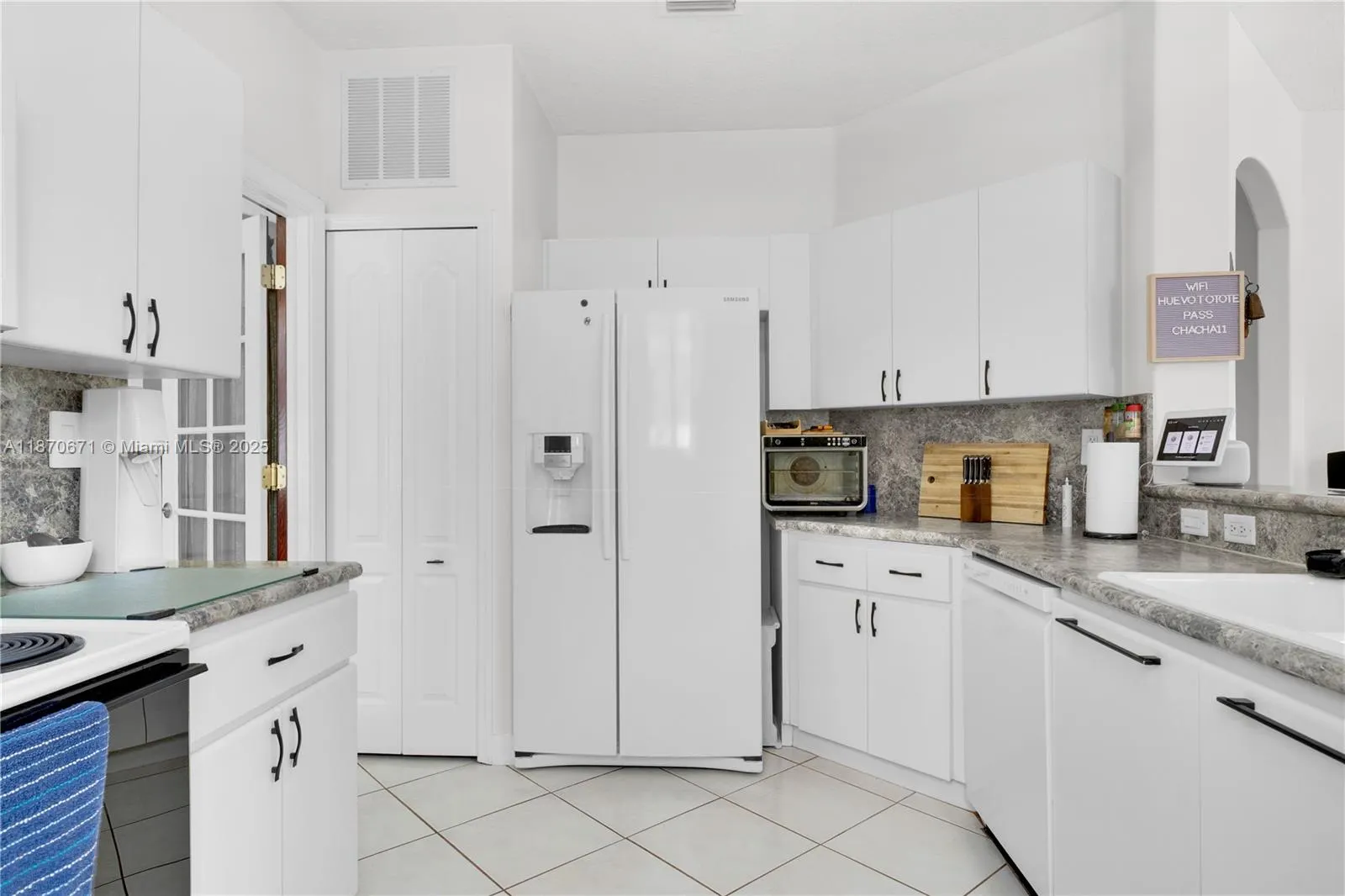 933 NW 136th Ave