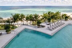 17001 Collins Ave, #908