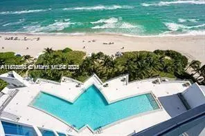 17001 Collins Ave, #908