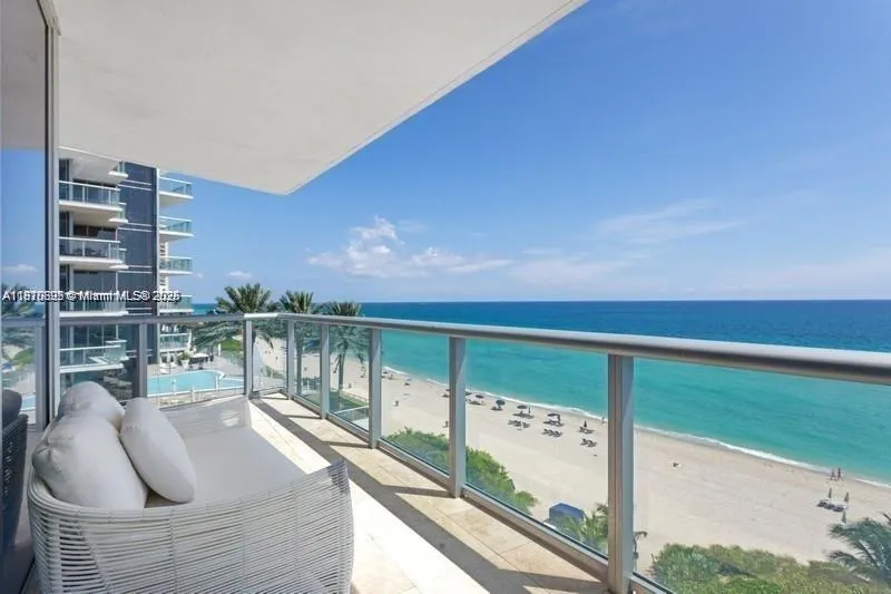 17001 Collins Ave, #908