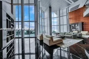 17001 Collins Ave, #908