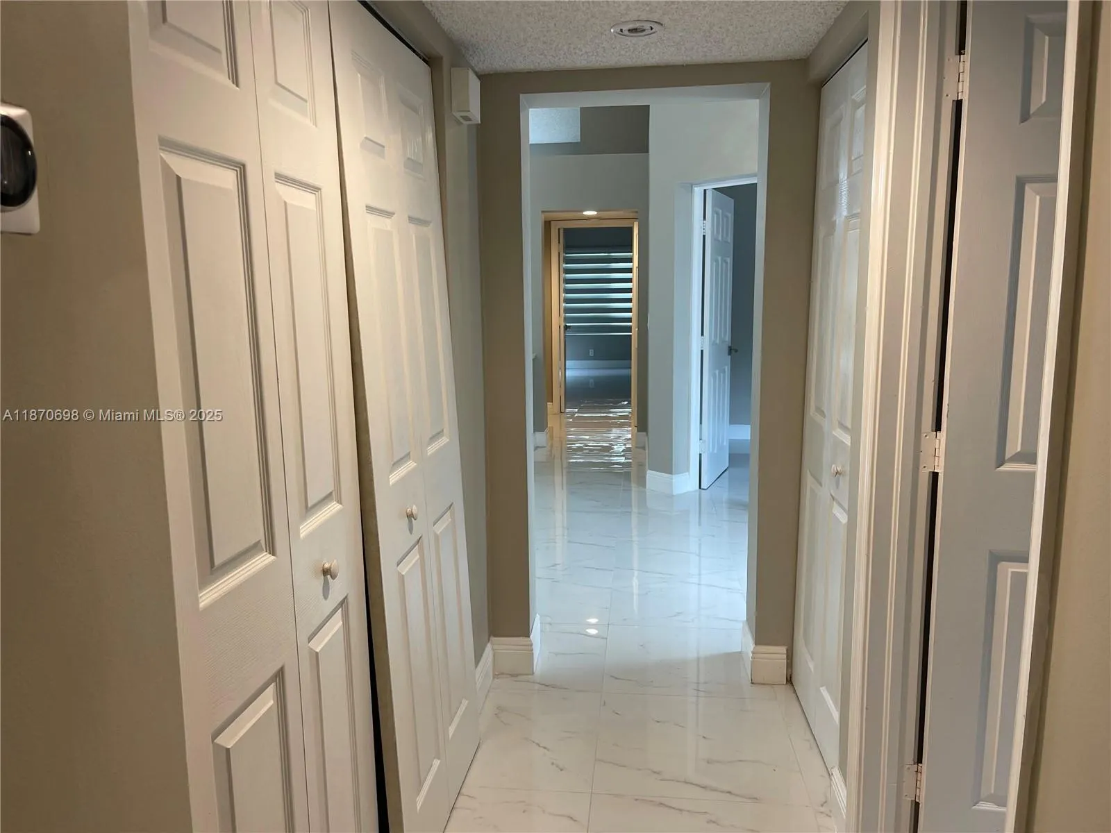 10101 NW 5th St